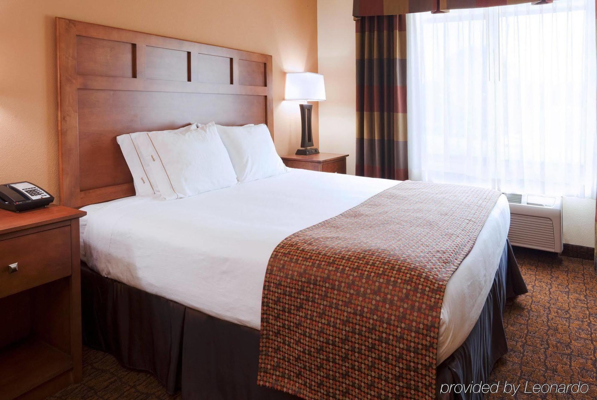 Holiday Inn Express Hotel & Suites Mount Airy By Ihg Zimmer foto